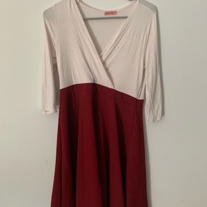 3/$20 Burgundy and white maternity dress